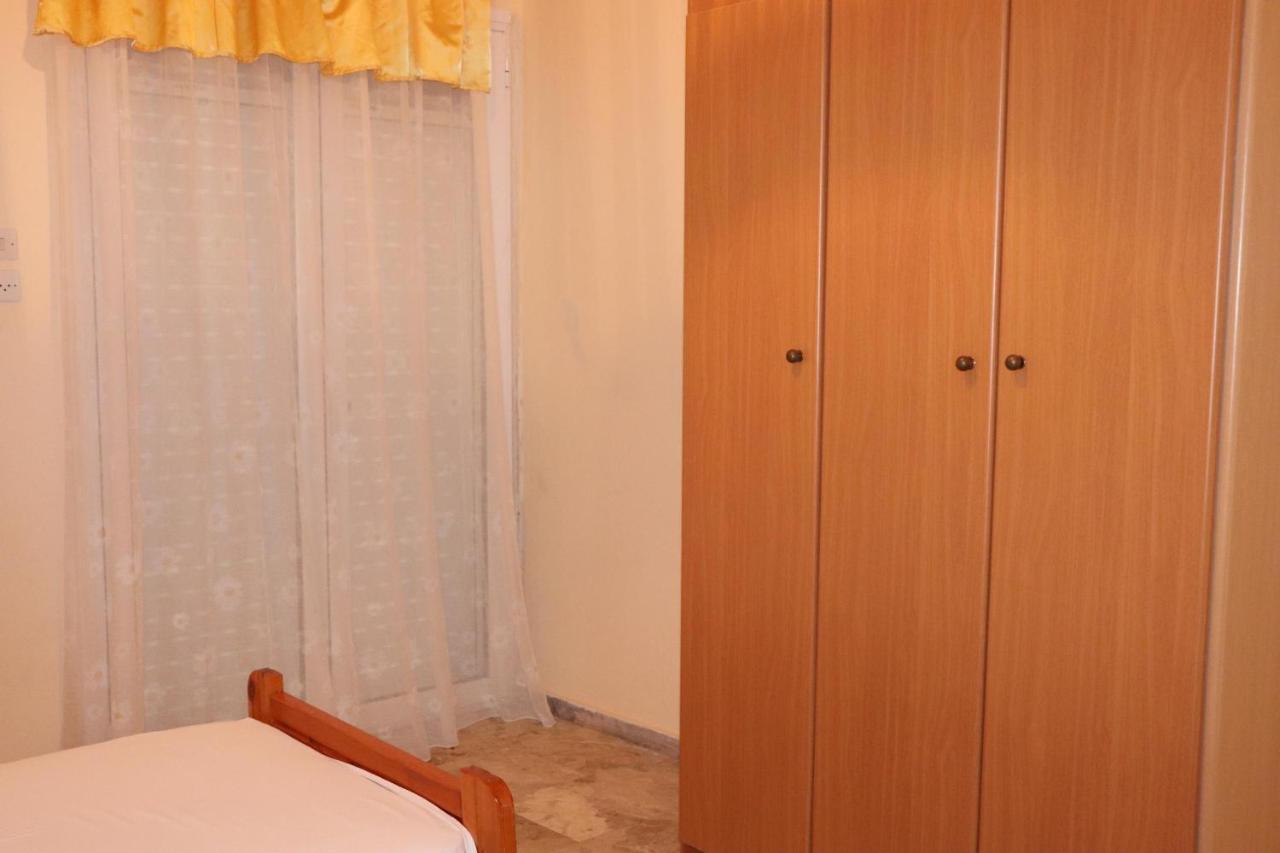 Anastassia Og Apartment โคโรนิ ภายนอก รูปภาพ