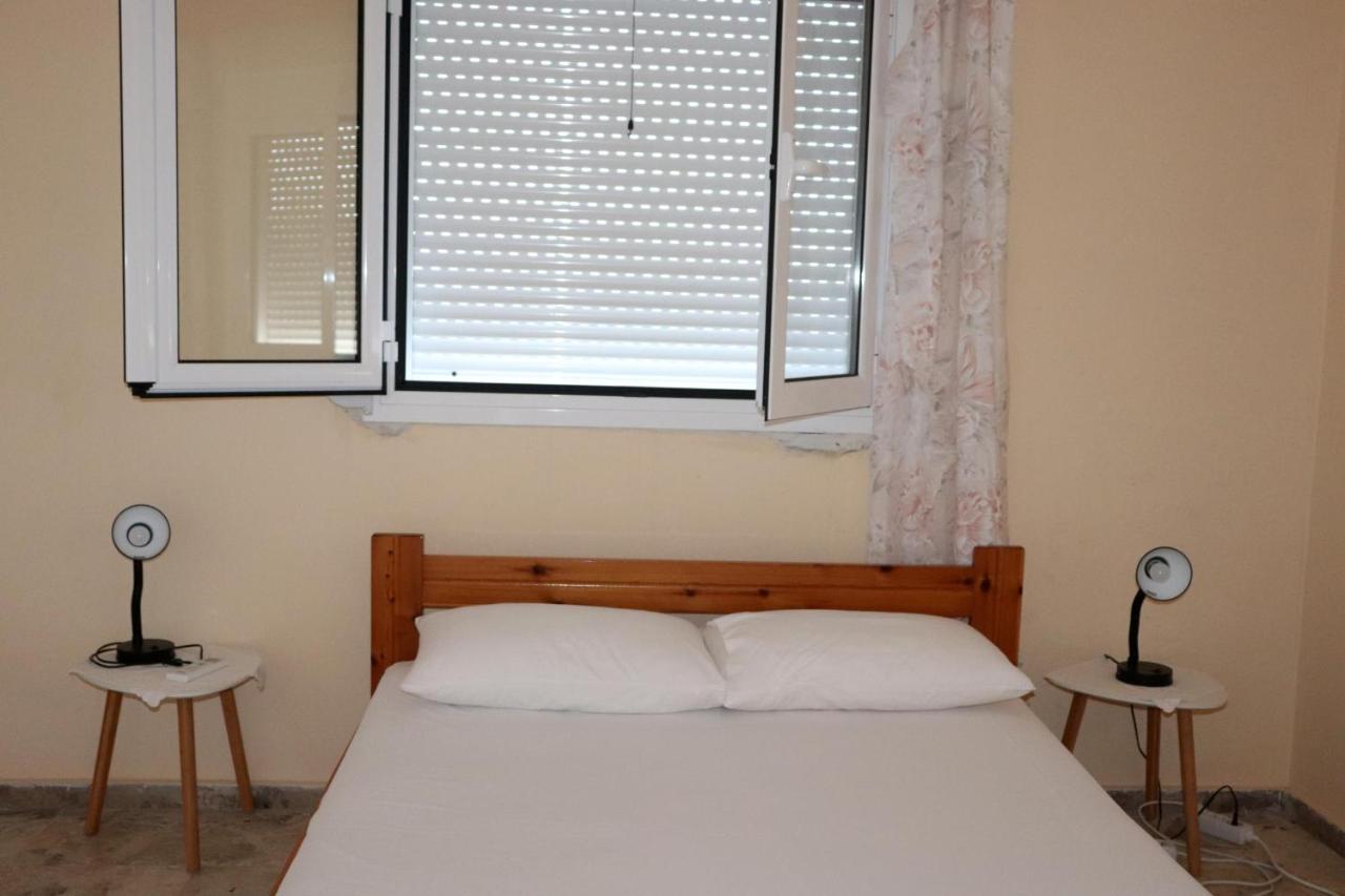 Anastassia Og Apartment โคโรนิ ภายนอก รูปภาพ